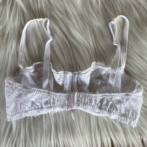 NWT Victorias Secret Lace Bra 34D - Picture 2 of 4